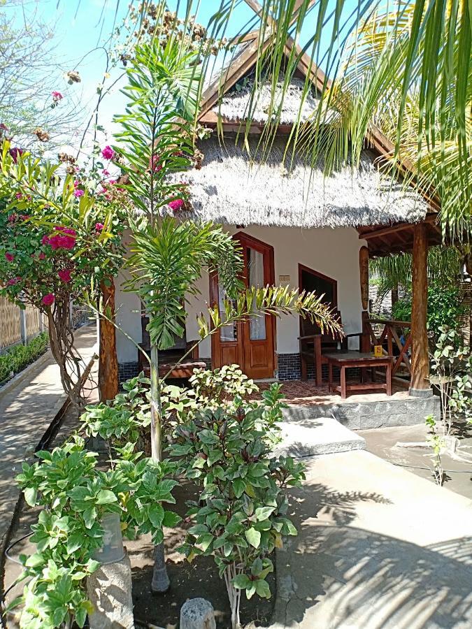 Youpy Bungalows Gili Air Exterior foto